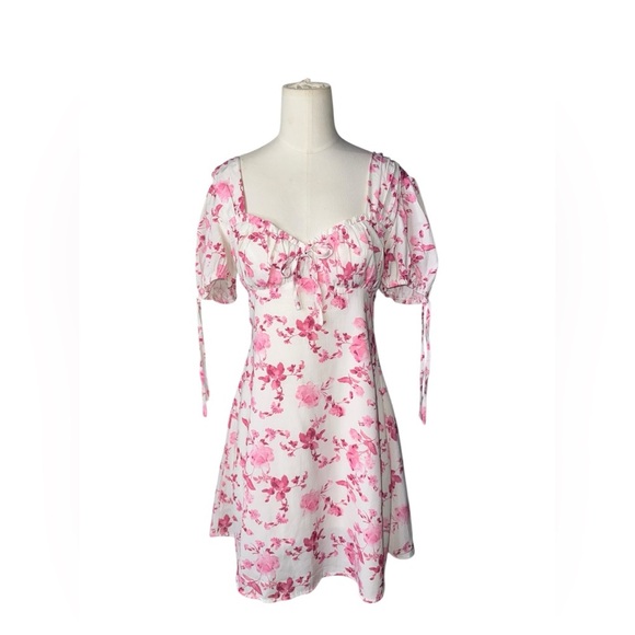 Princess Polly Pink Floral Mini Dress – Puff Sleeve Cottagecore Summer Dress - 6 - Picture 2 of 9